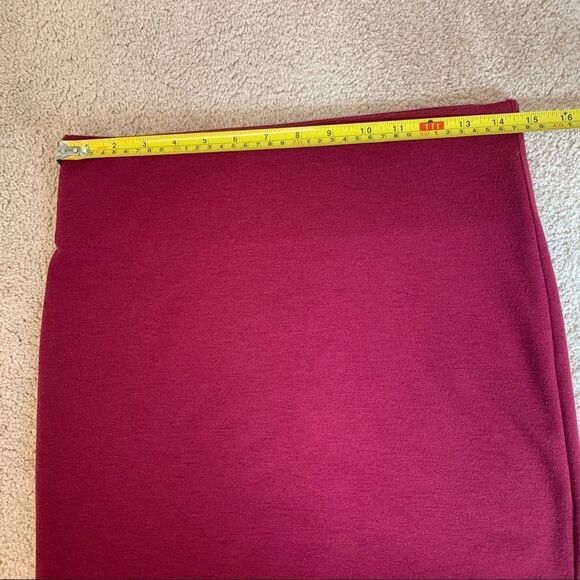 BCBGENERATION hot fuchsia pink stretchy mini skirt Sz M - Picture 8 of 9